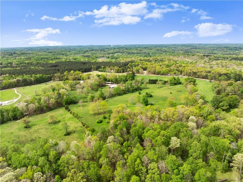 4841 Cobb Griffin Gillsville, GA 30543