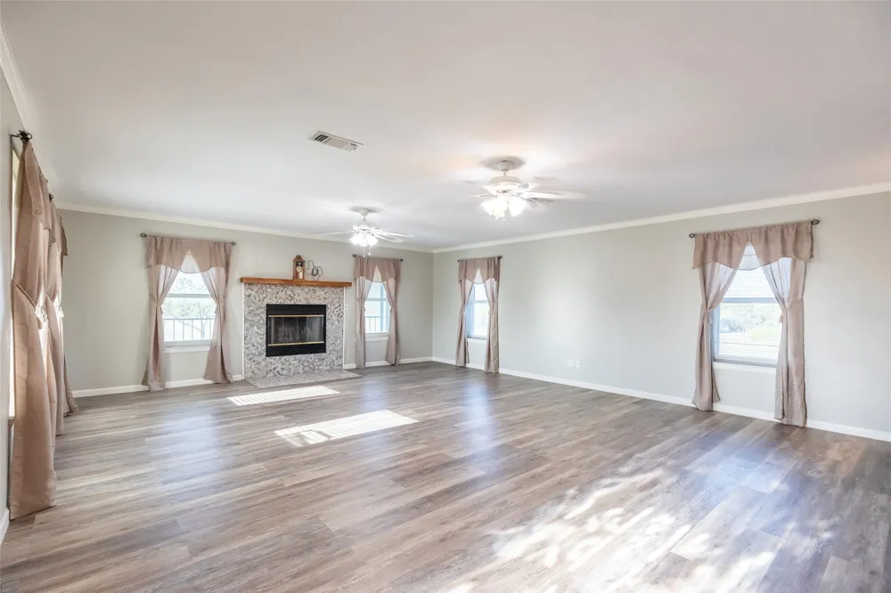 12831 Fm-880 Cross Plains, TX 76443