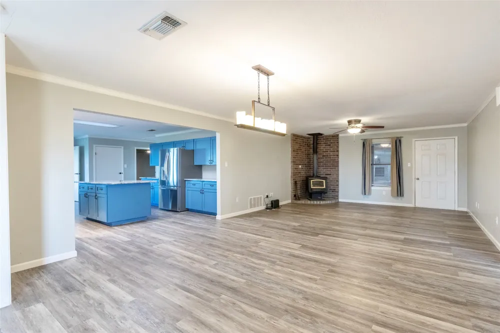 12831 Fm-880 Cross Plains, TX 76443