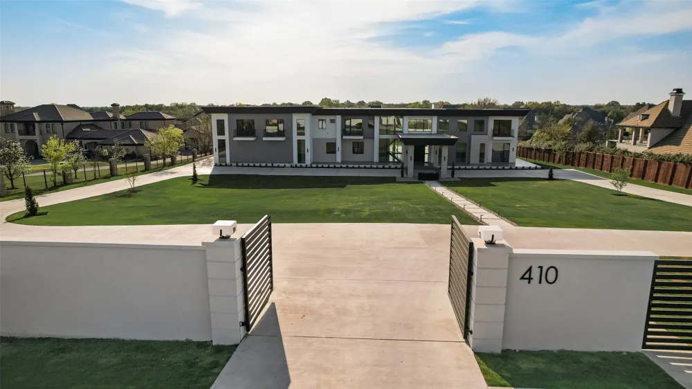 410 S White Chapel Boulevard Southlake, TX 76092