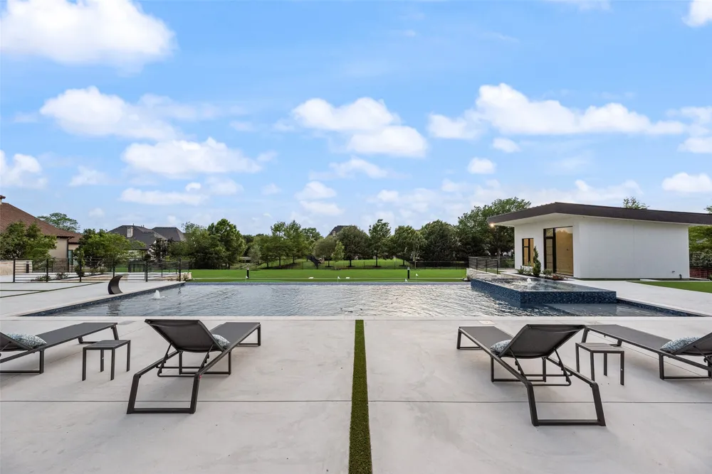 410 S White Chapel Boulevard Southlake, TX 76092