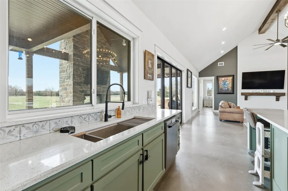 3988 Lake Valley Road Sunset, TX 76270