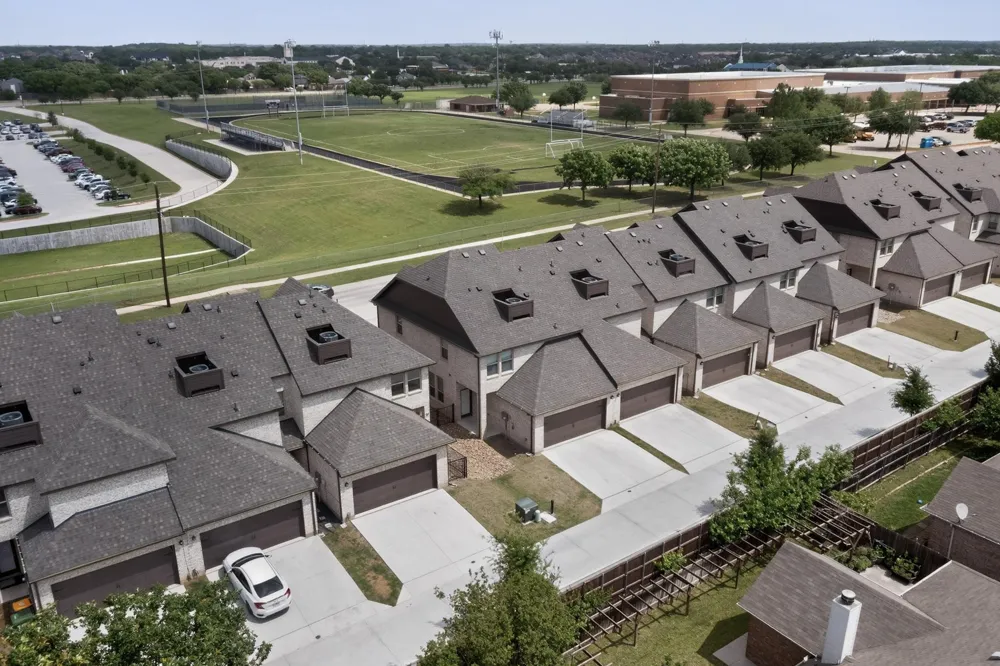 6040 Bursey Road Watauga, TX 76148