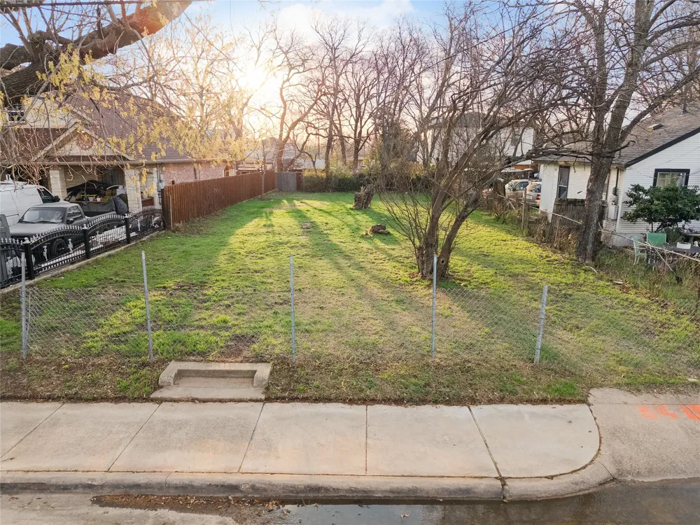 3415 Crossman Avenue Dallas, TX 75212