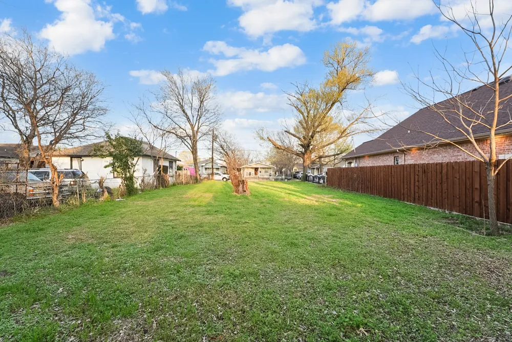 3415 Crossman Avenue Dallas, TX 75212