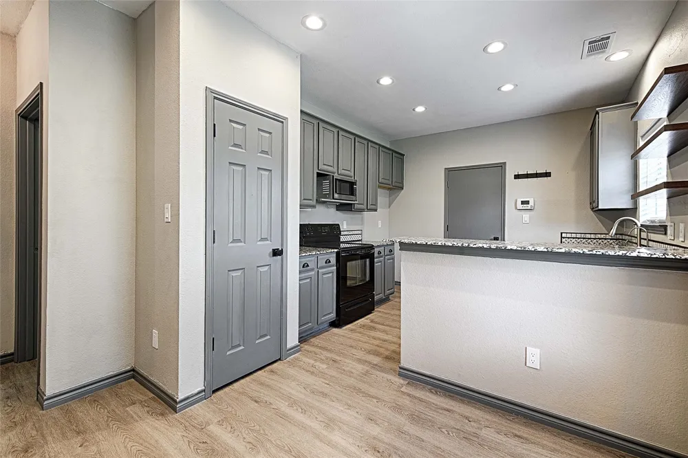 4805 Hunters Ridge Drive Sachse, TX 75048