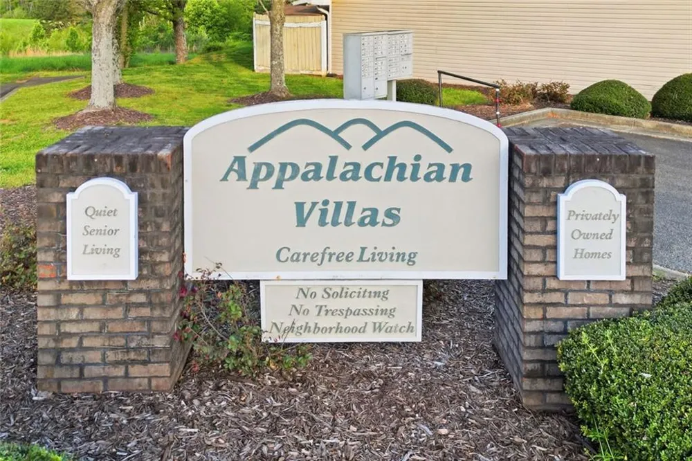 6 Brittany #24 Jasper, GA 30143