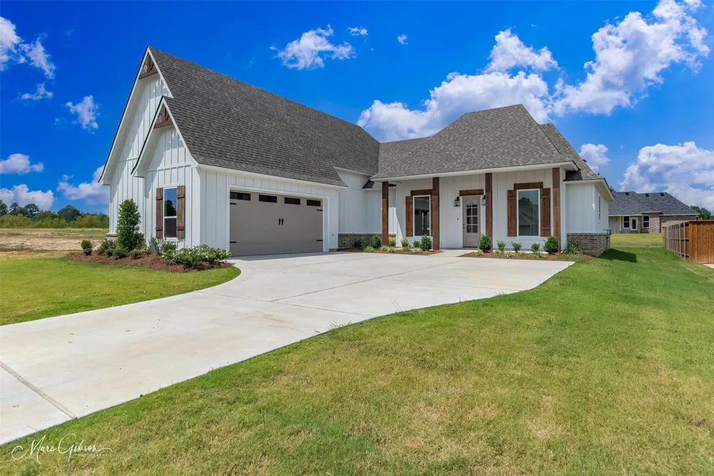154 Laurel Valley Lane Stonewall, LA 71078