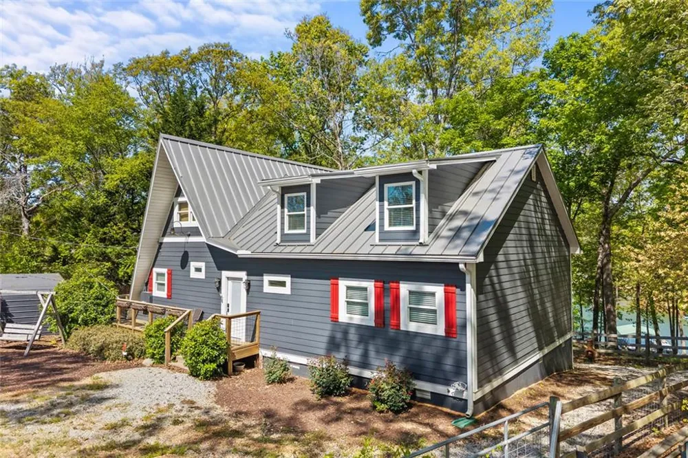 1047 Tranquility Lane Hartwell, GA 30643