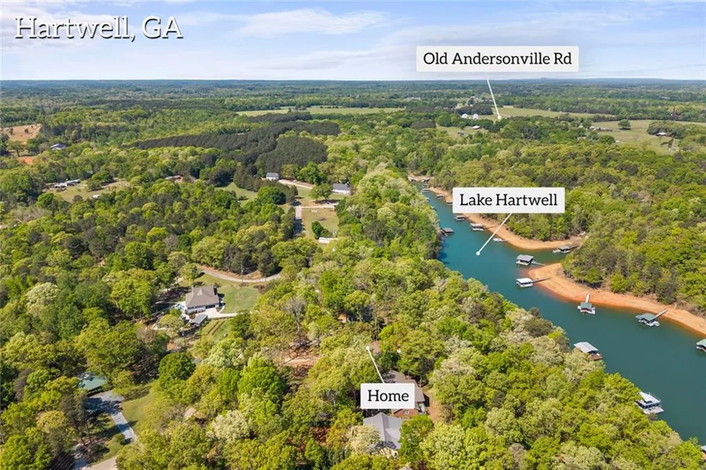 1047 Tranquility Lane Hartwell, GA 30643