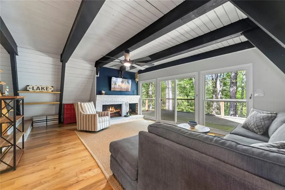 1047 Tranquility Lane Hartwell, GA 30643