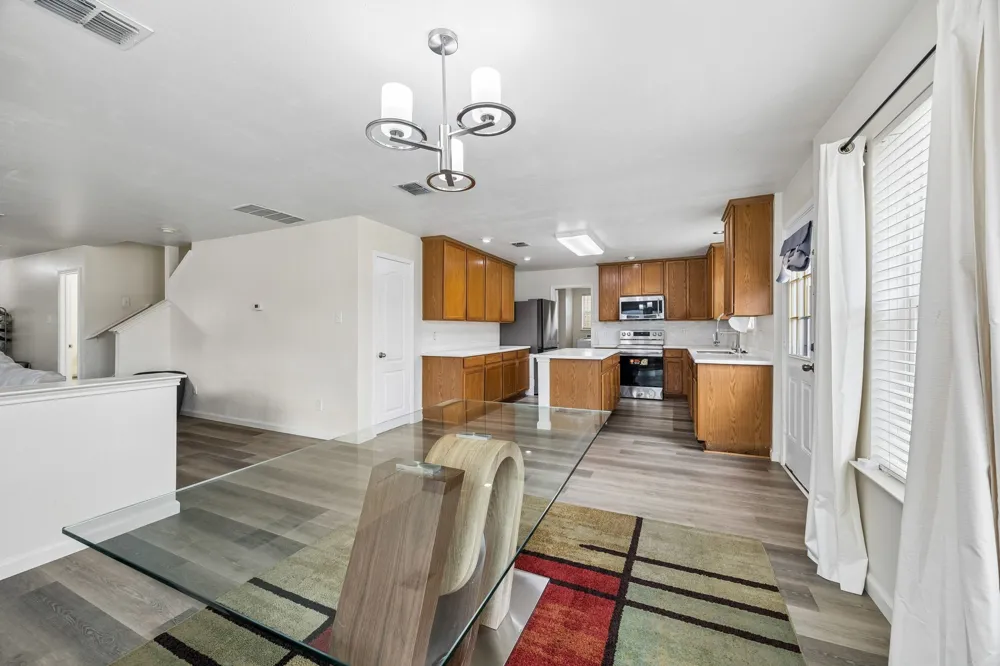 4706 Creekview Lane Balch Springs, TX 75180