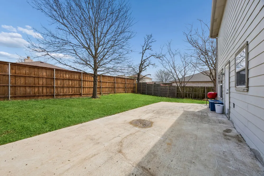 4706 Creekview Lane Balch Springs, TX 75180