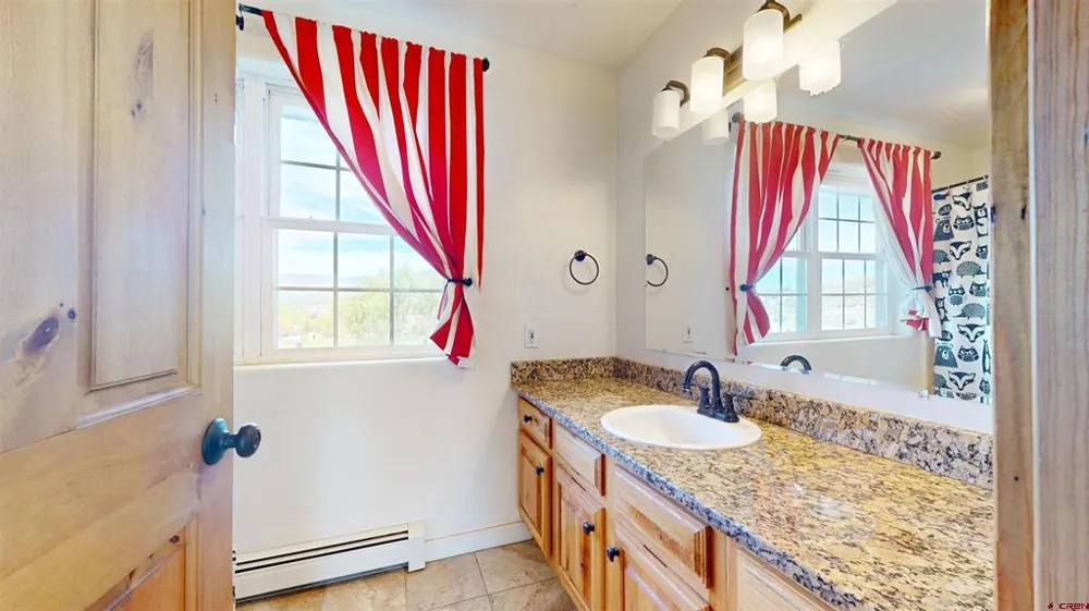 14309 4190 LANE Paonia, CO 81428