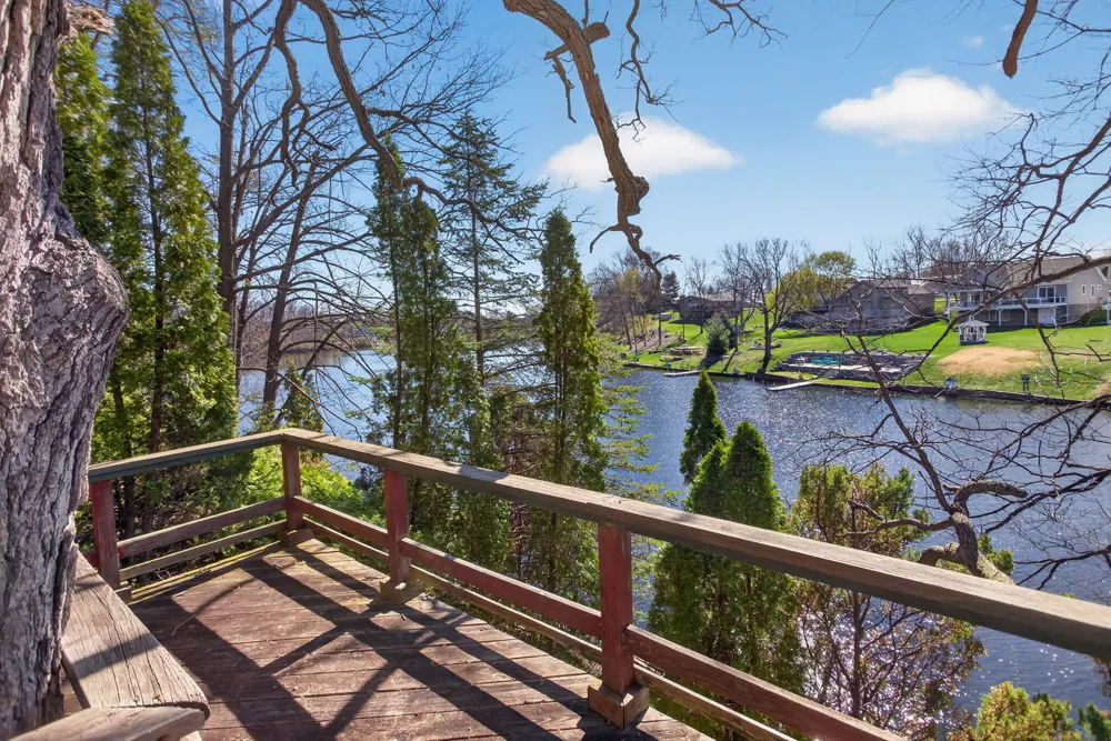 10791 Woodbrook Drive Cement City, MI 49233