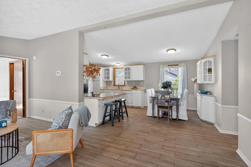 10791 Woodbrook Drive Cement City, MI 49233