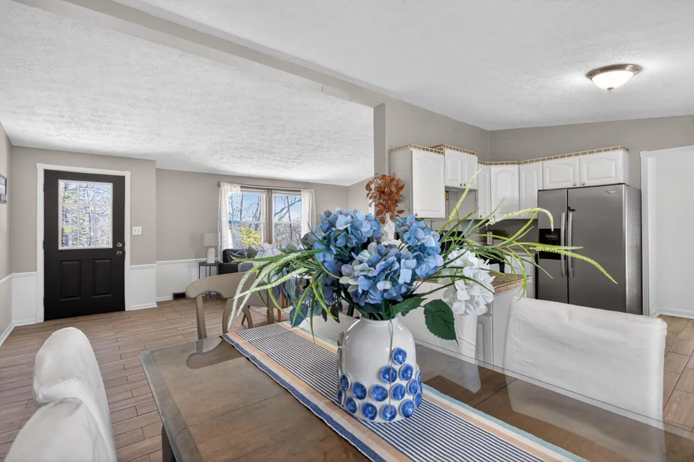 10791 Woodbrook Drive Cement City, MI 49233