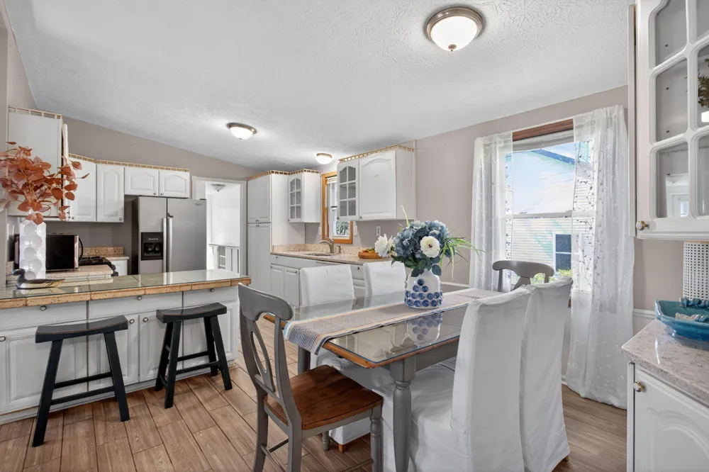 10791 Woodbrook Drive Cement City, MI 49233
