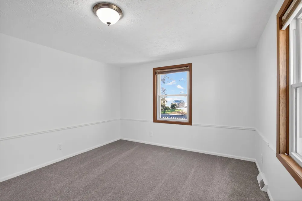 10791 Woodbrook Drive Cement City, MI 49233