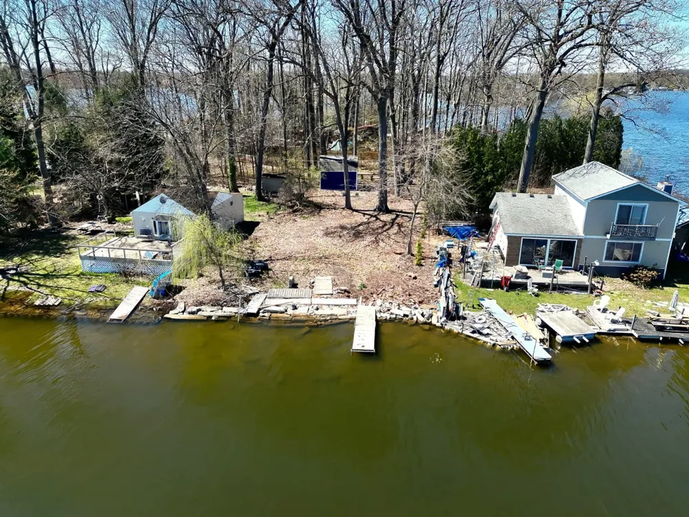 8531 Gale Road White Lake, MI 48386