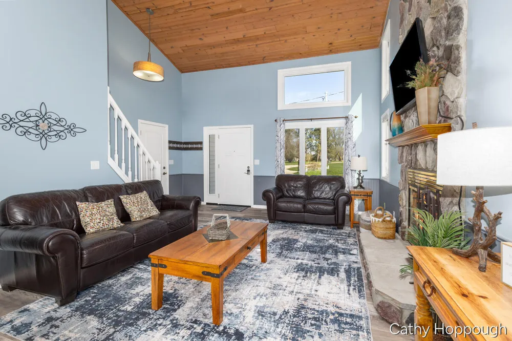 229 Ivason Drive Stanton, MI 48888