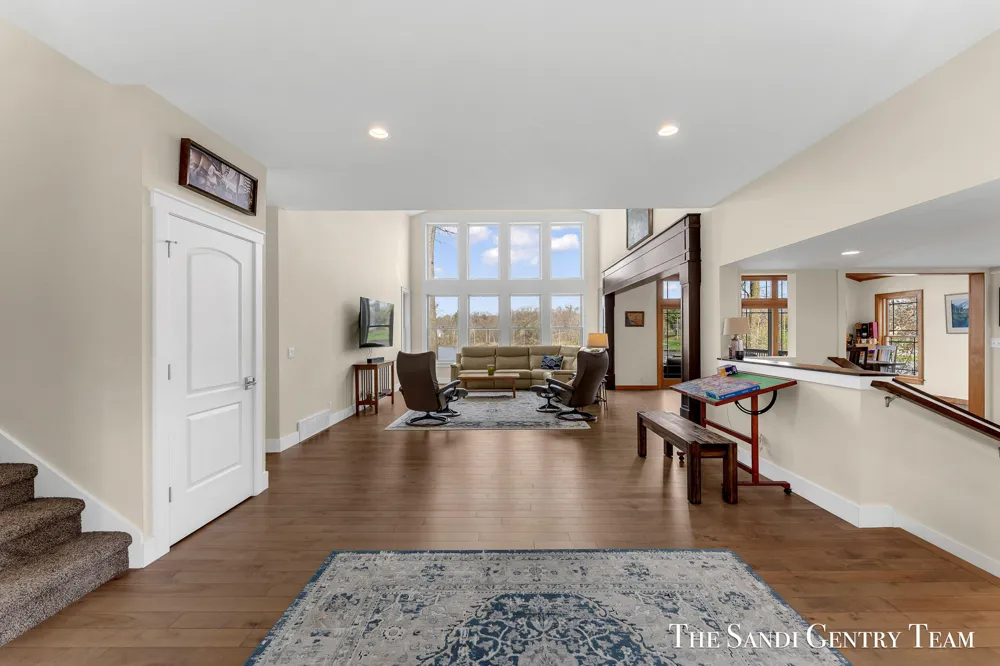 7 Circle Drive Fruitport, MI 49415