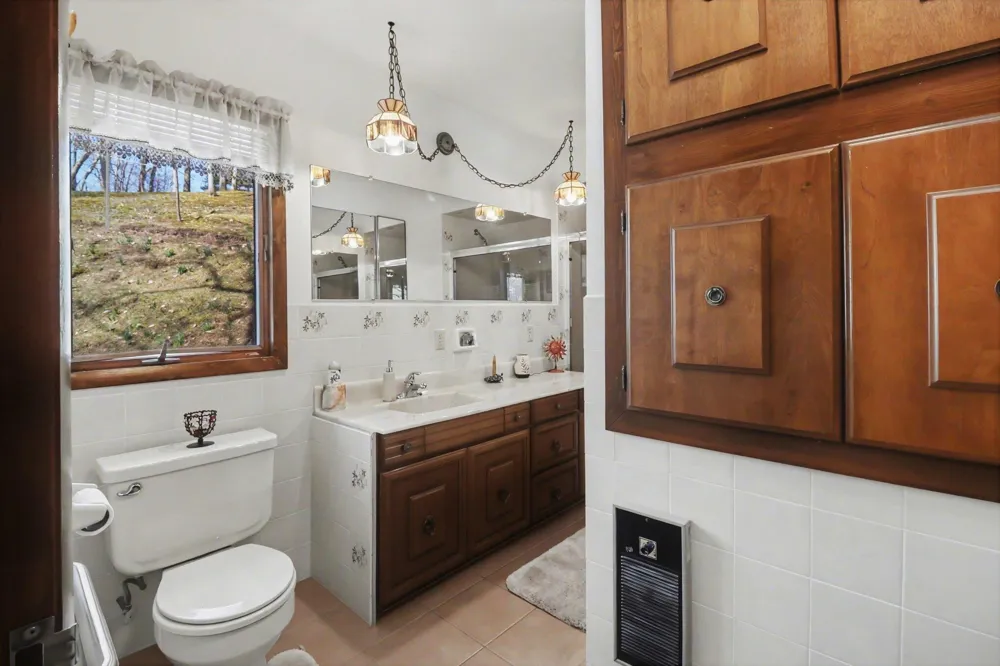 6302 E Interlochen Road Fountain, MI 49410