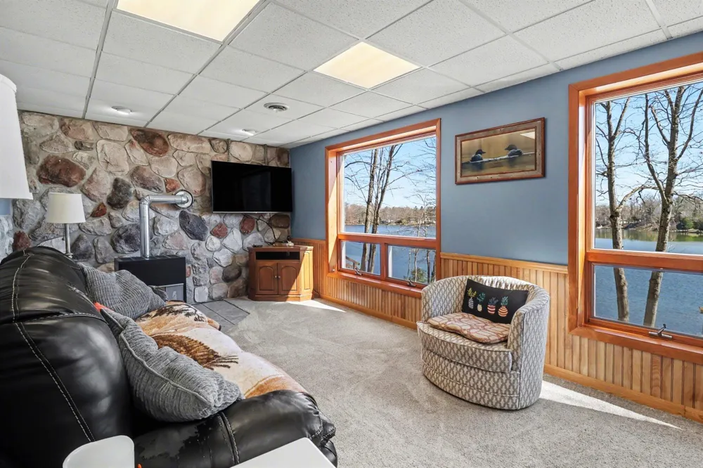 6302 E Interlochen Road Fountain, MI 49410