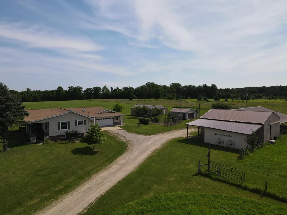 2812 Shoreline Drive Lupton, MI 48635