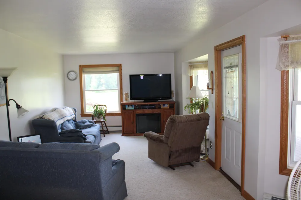 2812 Shoreline Drive Lupton, MI 48635