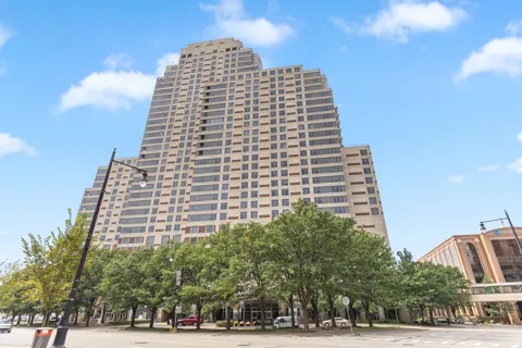 103 Campau Circle NW #1911