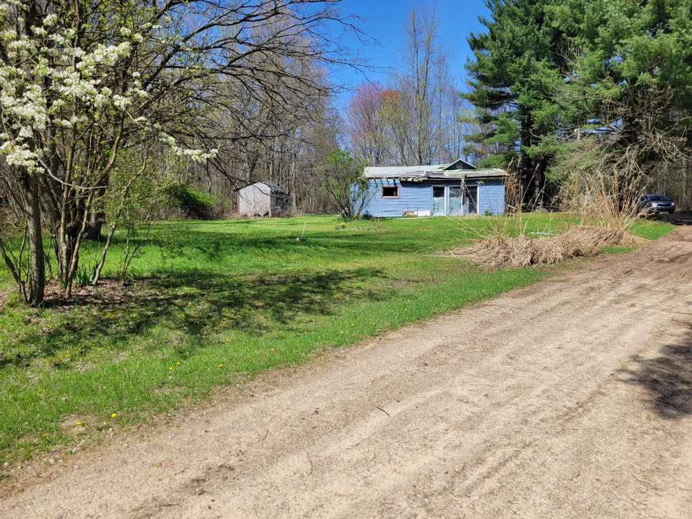 24228 Miami Avenue Grand Junction, MI 49056