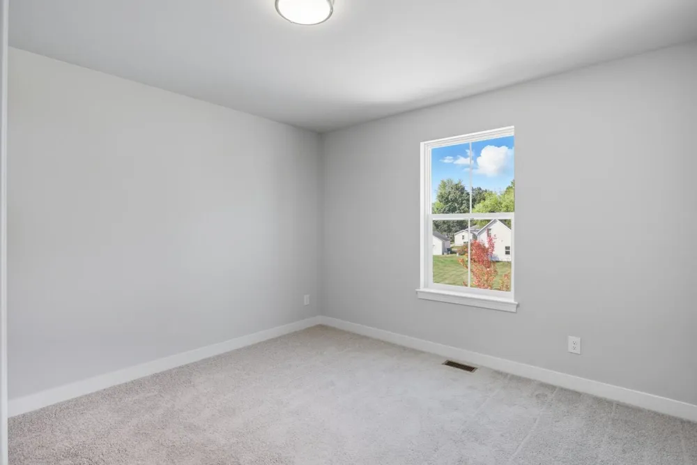 743 Reagan Lane Milan, MI 48160