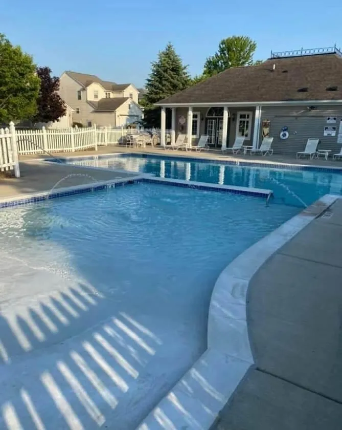 743 Reagan Lane Milan, MI 48160
