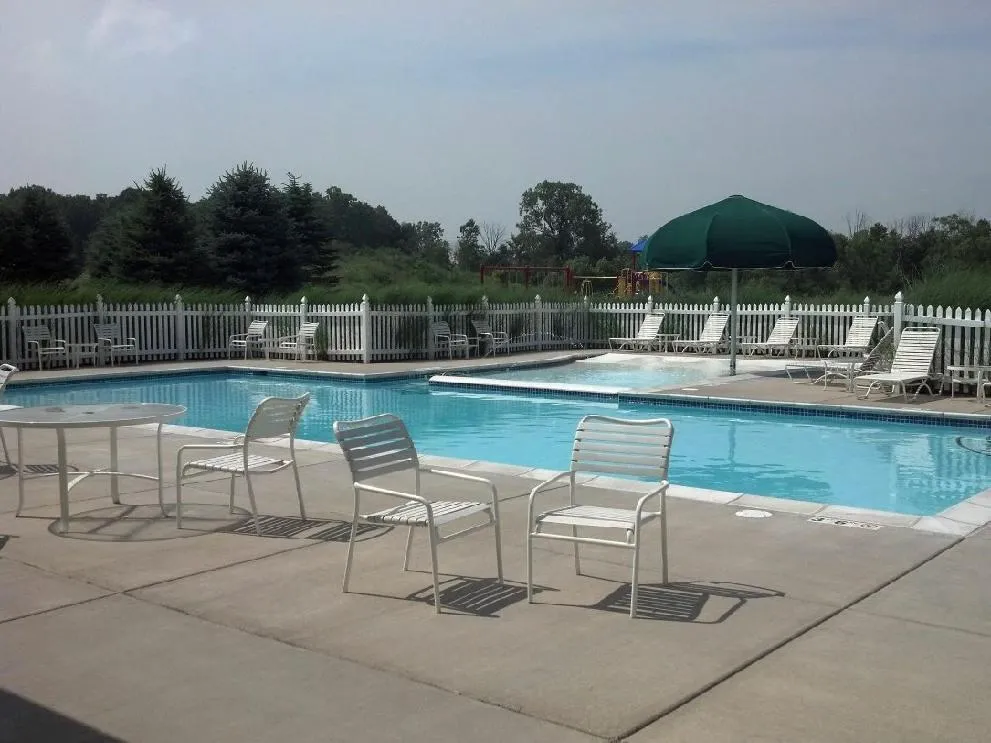743 Reagan Lane Milan, MI 48160