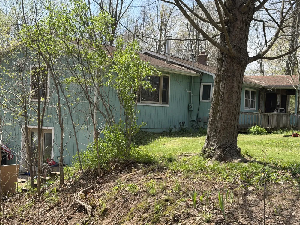 7805 W XY AVENUE Schoolcraft, MI 49087