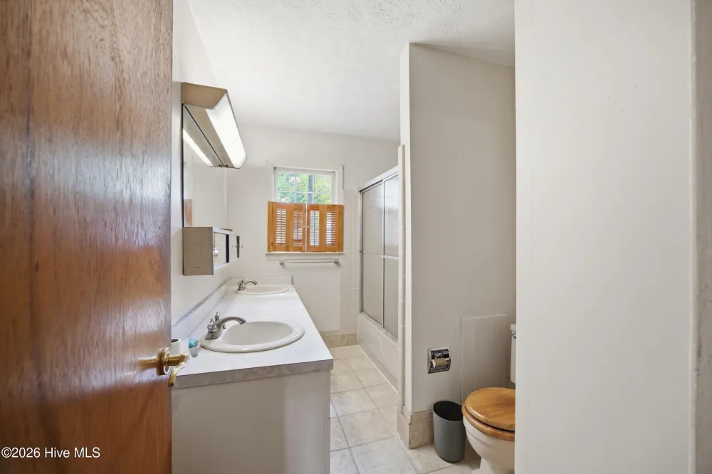 1205 Rollins Avenue Hamlet, NC 28345
