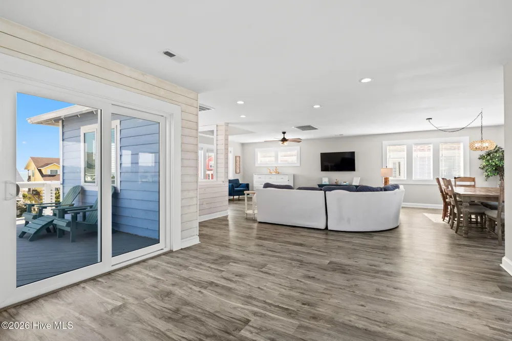 598 Ocean Boulevard W Holden Beach, NC 28462