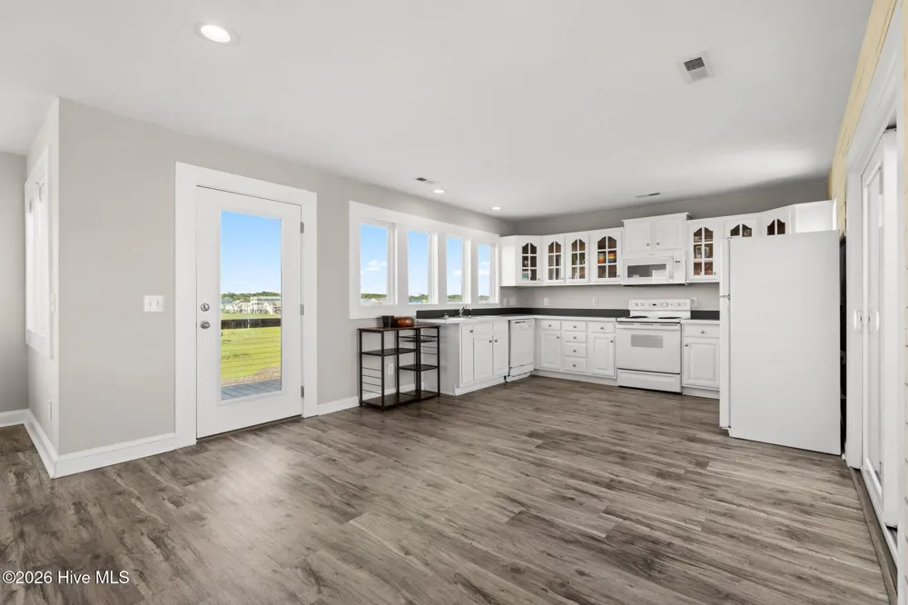 598 Ocean Boulevard W Holden Beach, NC 28462