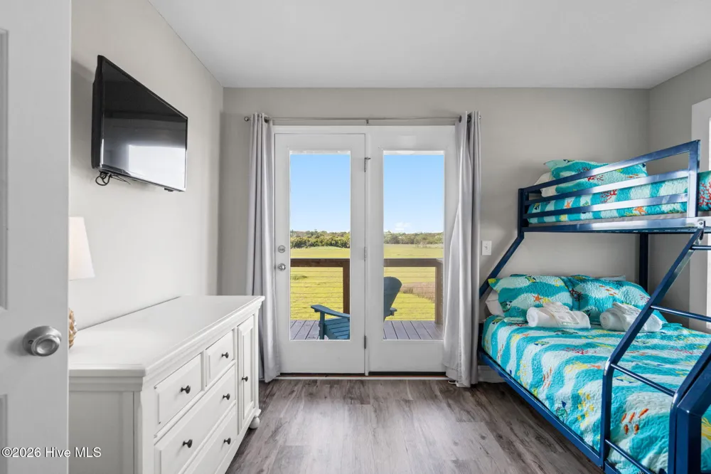 598 Ocean Boulevard W Holden Beach, NC 28462