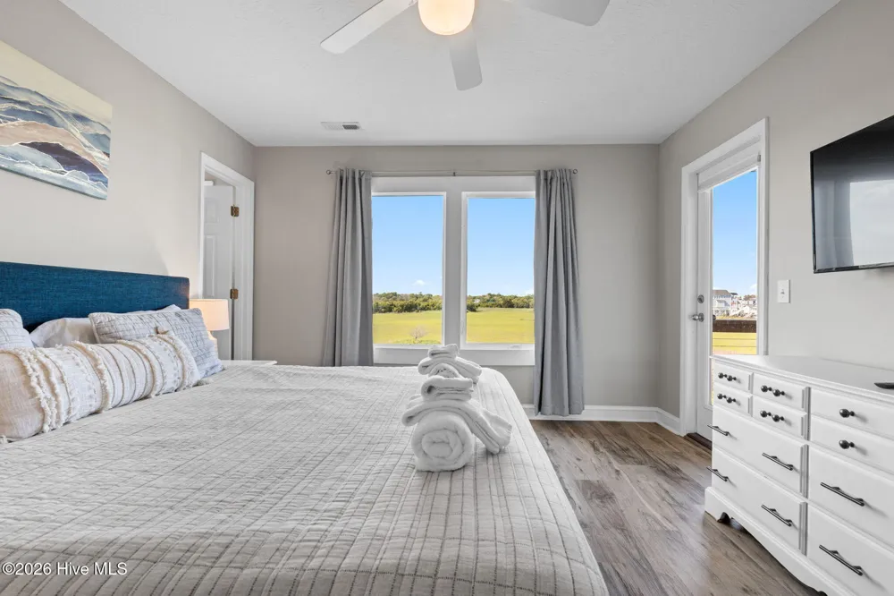 598 Ocean Boulevard W Holden Beach, NC 28462