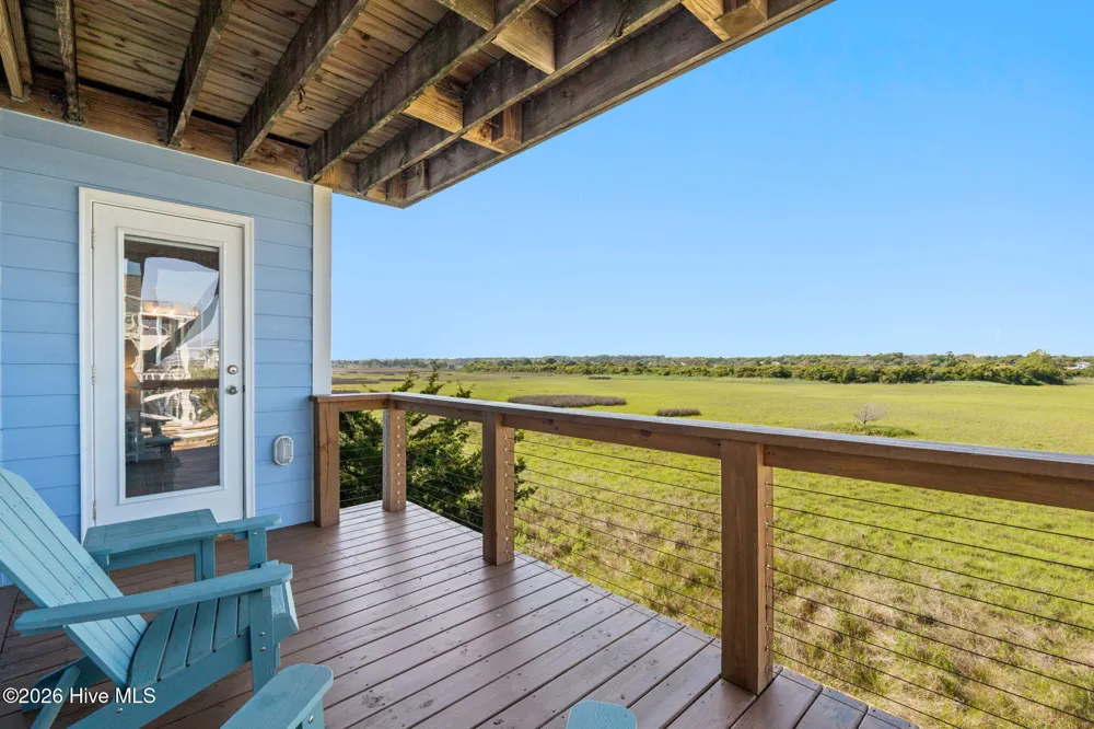 598 Ocean Boulevard W Holden Beach, NC 28462