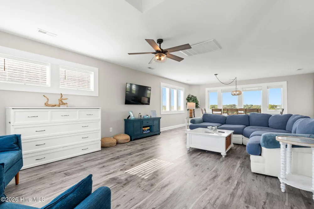598 Ocean Boulevard W Holden Beach, NC 28462