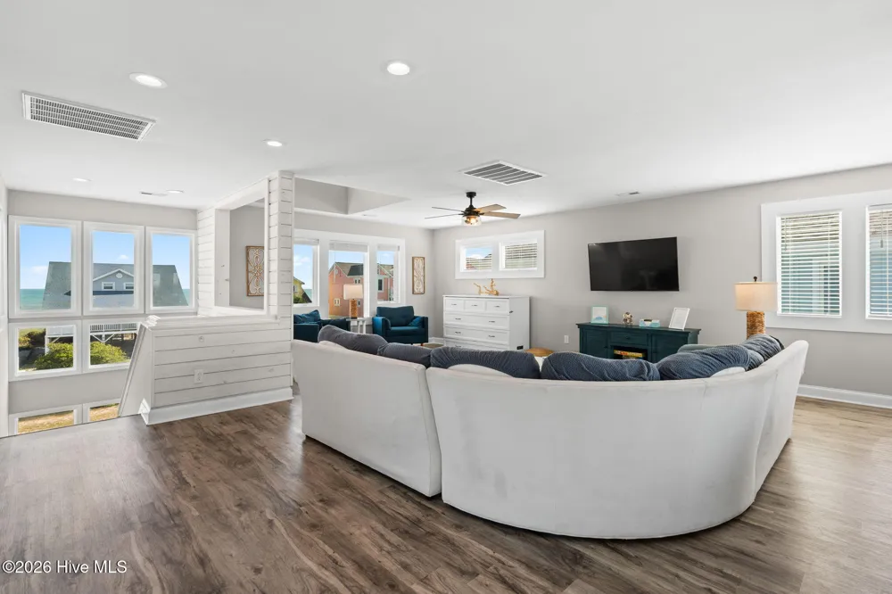 598 Ocean Boulevard W Holden Beach, NC 28462