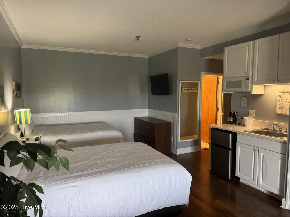 602 W Fort Macon Road #242 Atlantic Beach, NC 28512