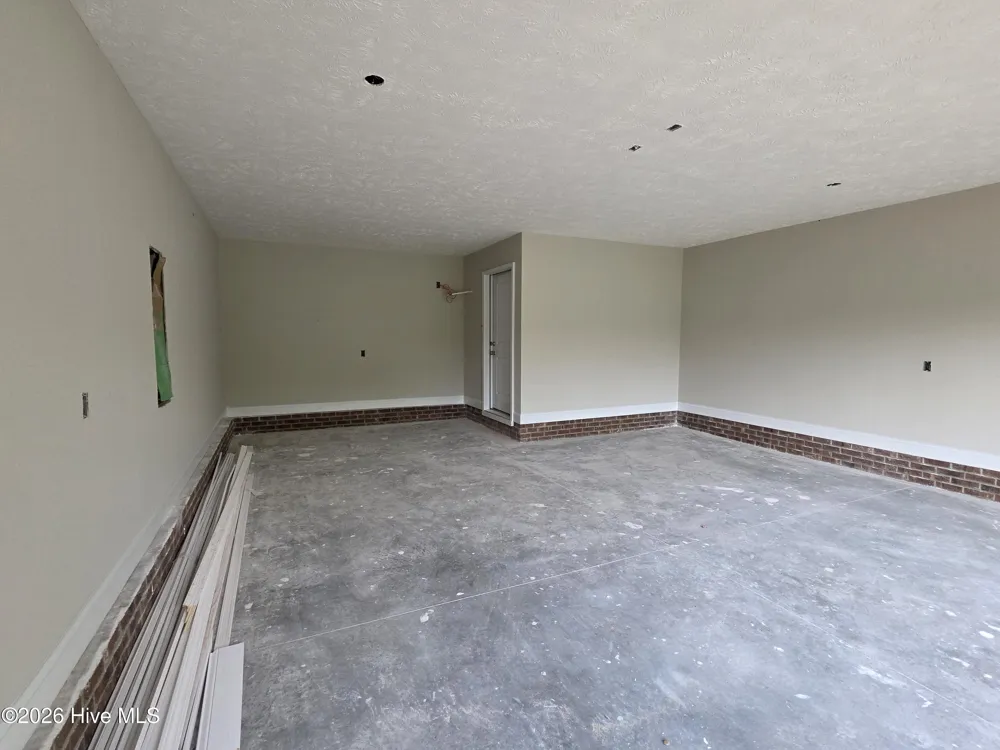 756 Jordan Road Autryville, NC 28318