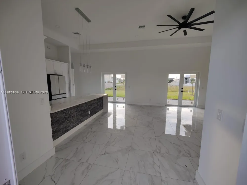 716 NW 37TH AVE Cape Coral, FL 33993