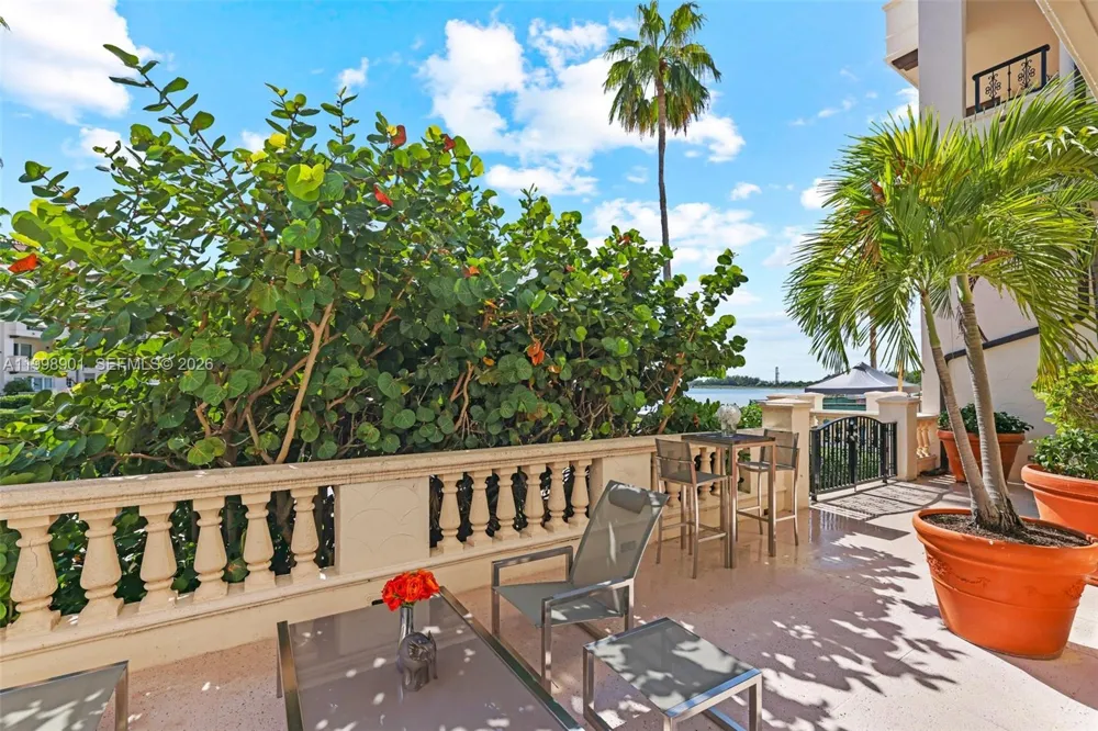 2211 Fisher Island Dr #3101 Miami Beach, FL 33109