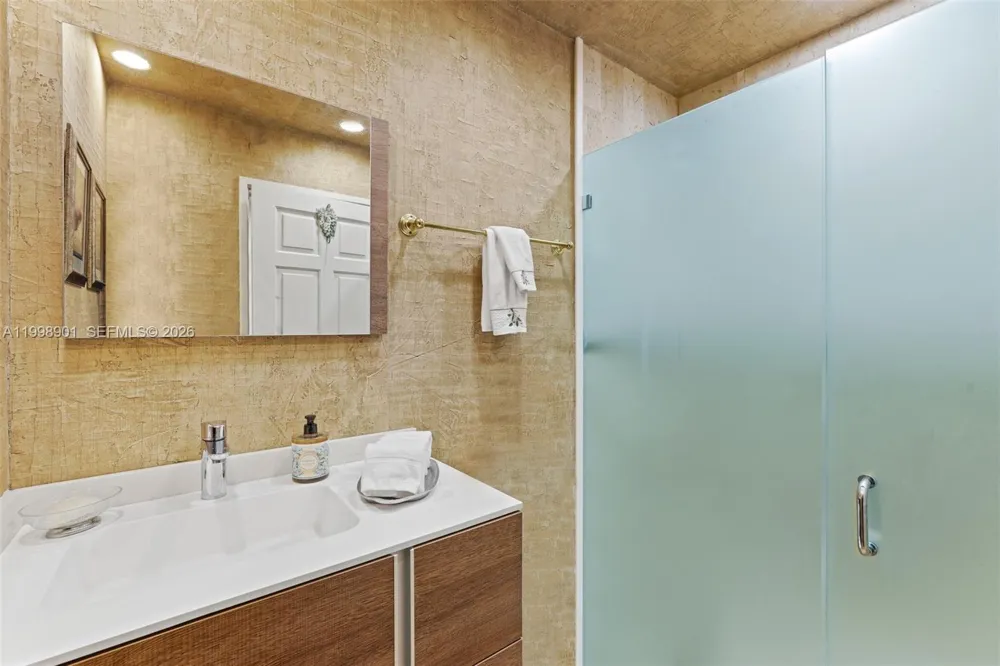 2211 Fisher Island Dr #3101 Miami Beach, FL 33109