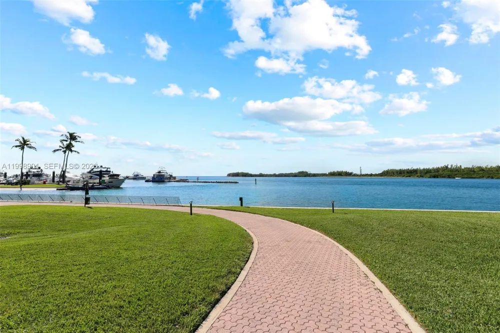 2211 Fisher Island Dr #3101 Miami Beach, FL 33109